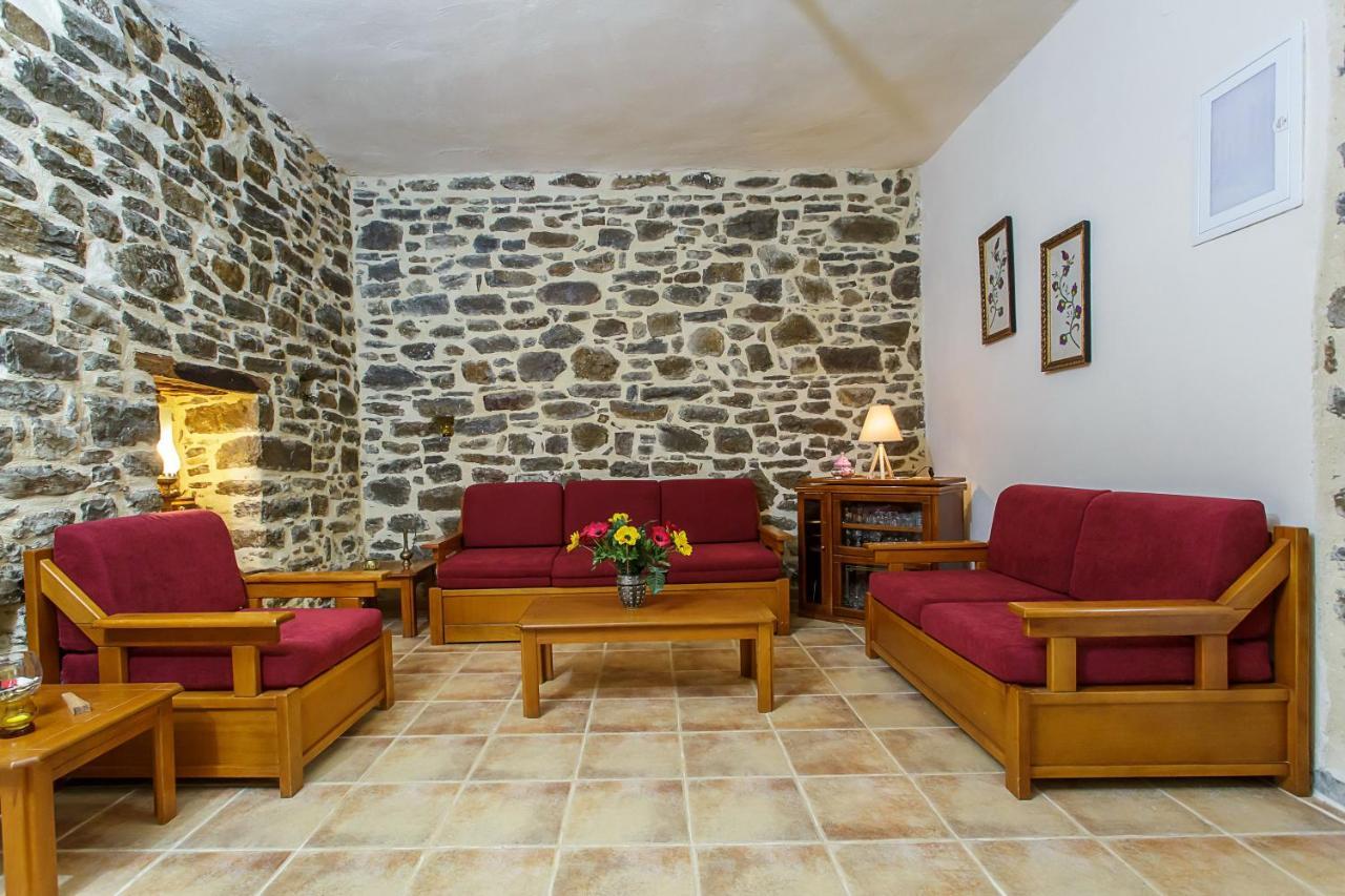 Villa Vienna Kato Viannos Екстериор снимка